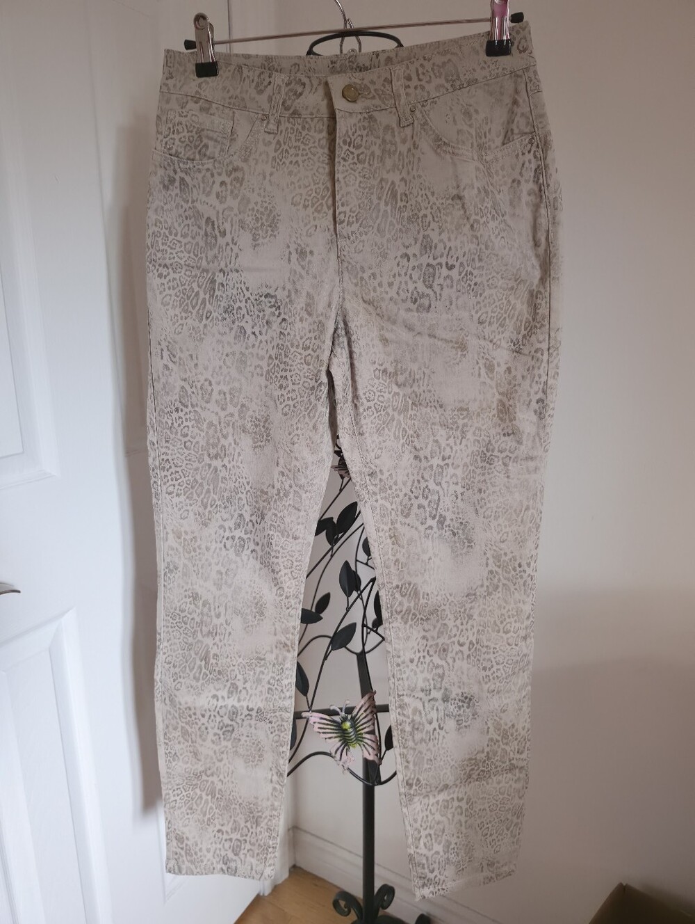 NWOT Animal‎ Print Skinny Jeans